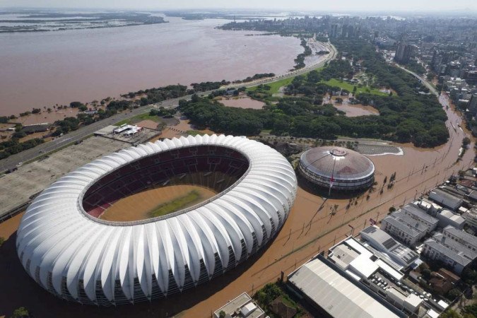 CBF suspende Brasileirão por duas rodadas após apelo de clubes  - 